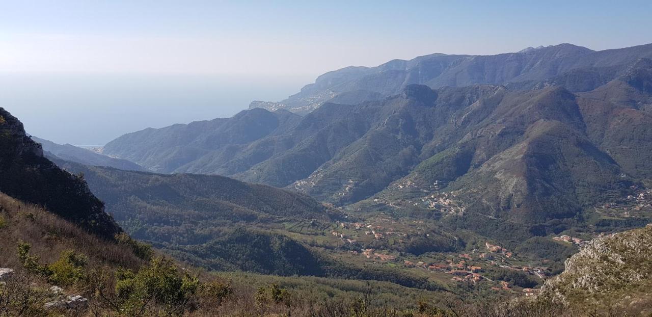 Apicella Casa Vacanze Vila Tramonti Exterior foto
