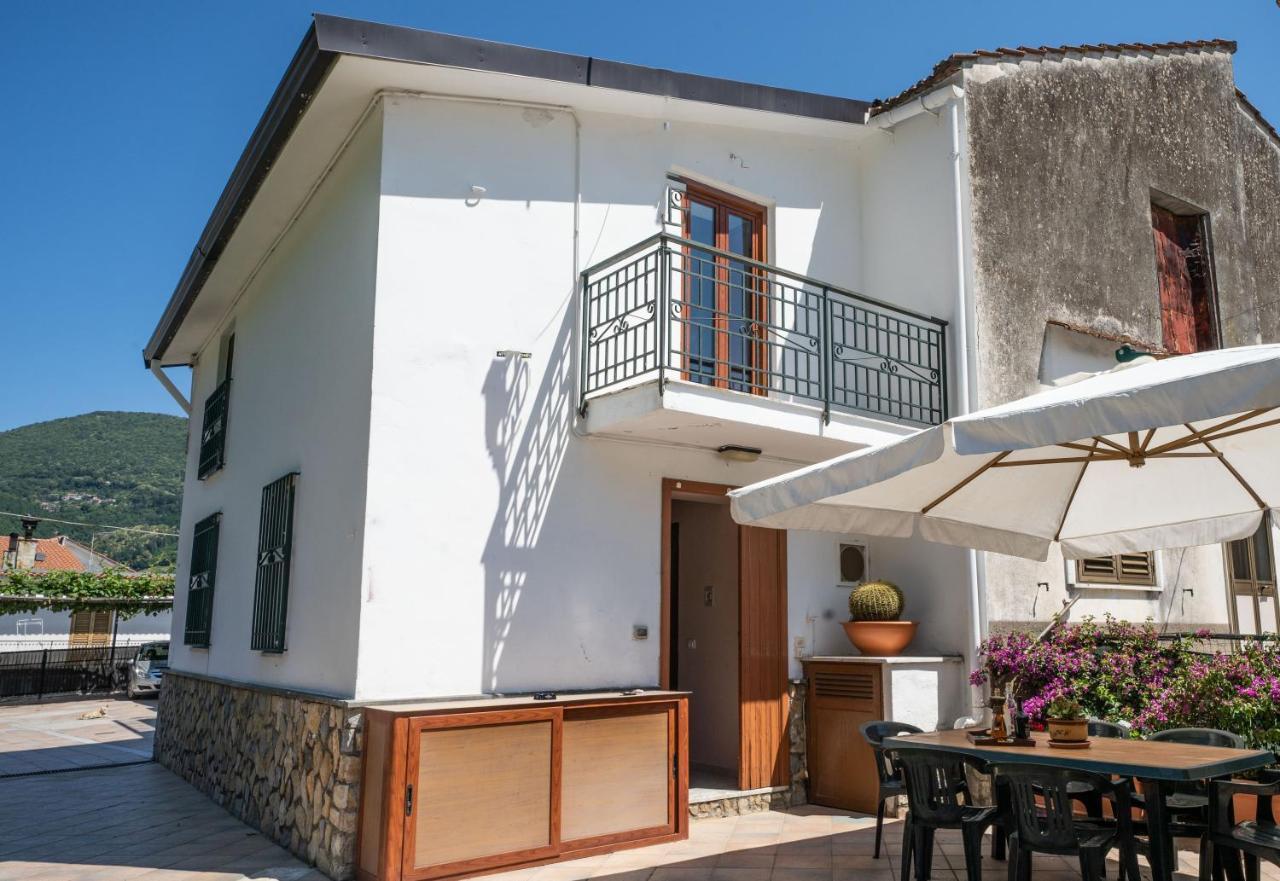 Apicella Casa Vacanze Vila Tramonti Exterior foto